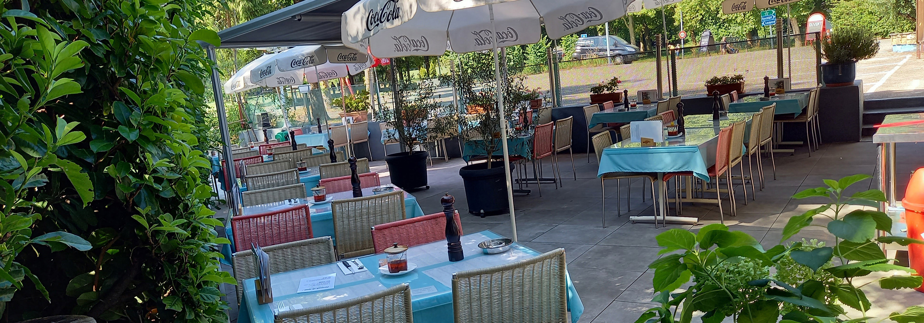 pizzeria des allees à Colombier, restaurant avec une belle terrasse